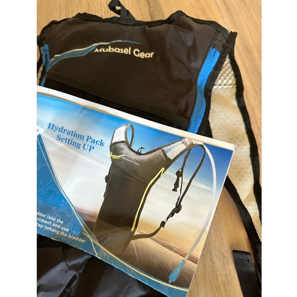 MUBASEL Gear-Camel Pack (NWOT) - Picture 7 of 13